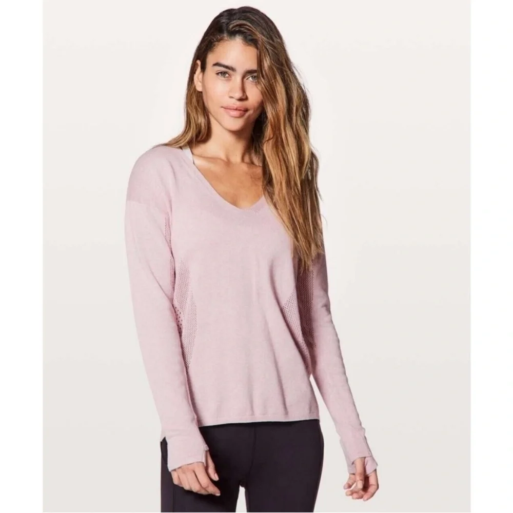 Lululemon Still Movement Long Sleeve Sweater Pink “Heathered Petals” Med / 8 EUC